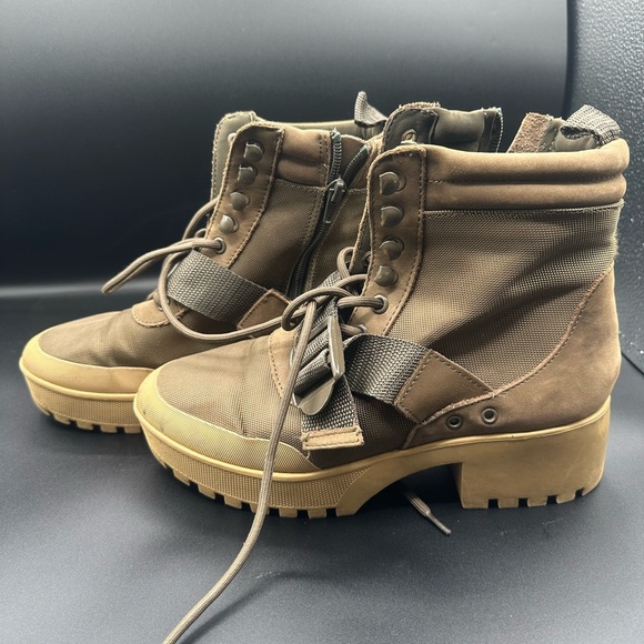 Steve Madden Shoes - Steve Madden Brown Combat Boots Rugged Design
